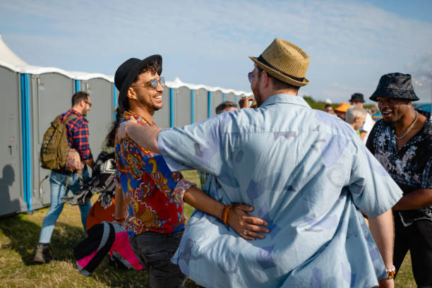 Best Construction site porta potty rental  in West Union, OH