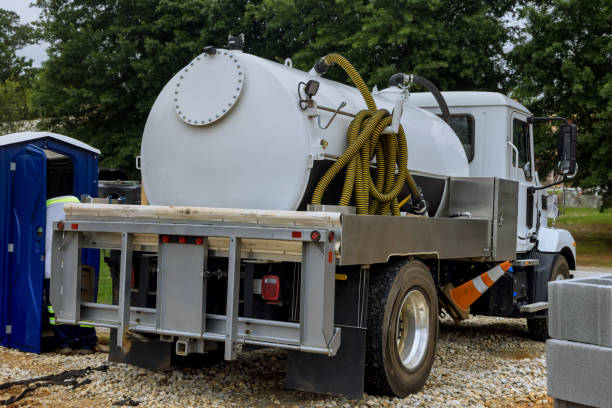 Best Construction site porta potty rental  in West Union, OH